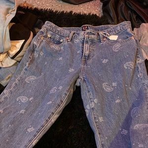 bandana paisley print girlfriend jeans